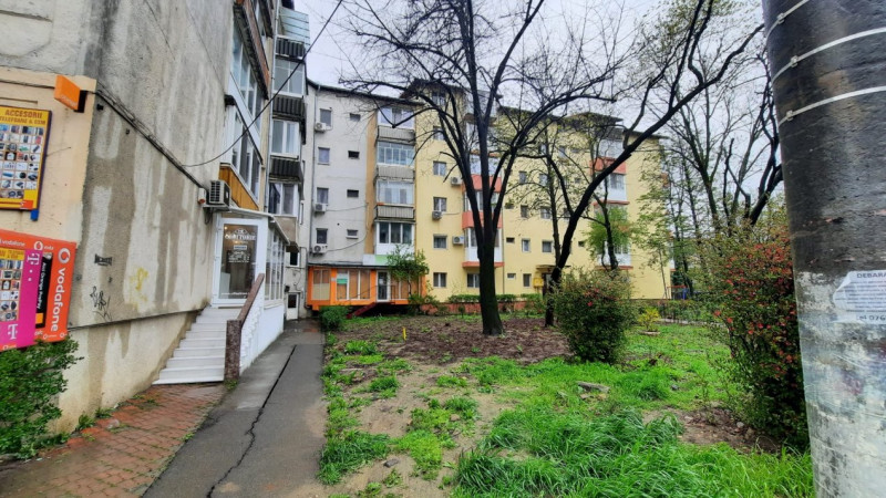 Apartament cu centrala proprie 3 camere etaj 1 zona Calea Martirilor