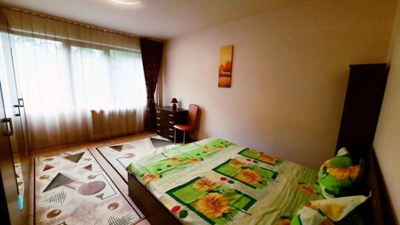 Apartament decomandat vis-a-vis de Iulius Mall - 2 camere mobilat, liber