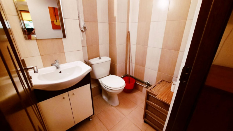 Apartament decomandat vis-a-vis de Iulius Mall - 2 camere mobilat, liber