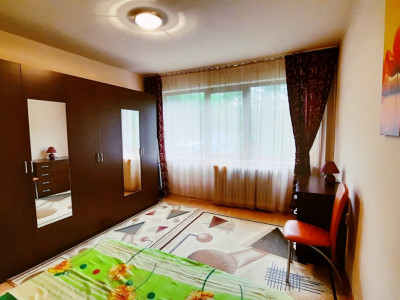 Apartament decomandat vis-a-vis de Iulius Mall - 2 camere mobilat, liber