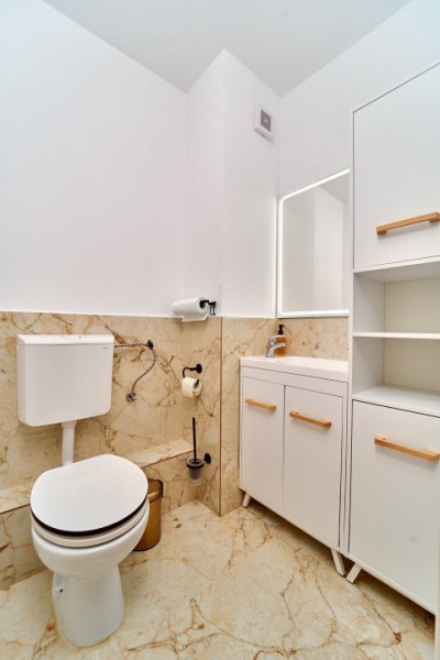 Spatiu de birou la City of Mara - mobilat si loc de parcare inclus!