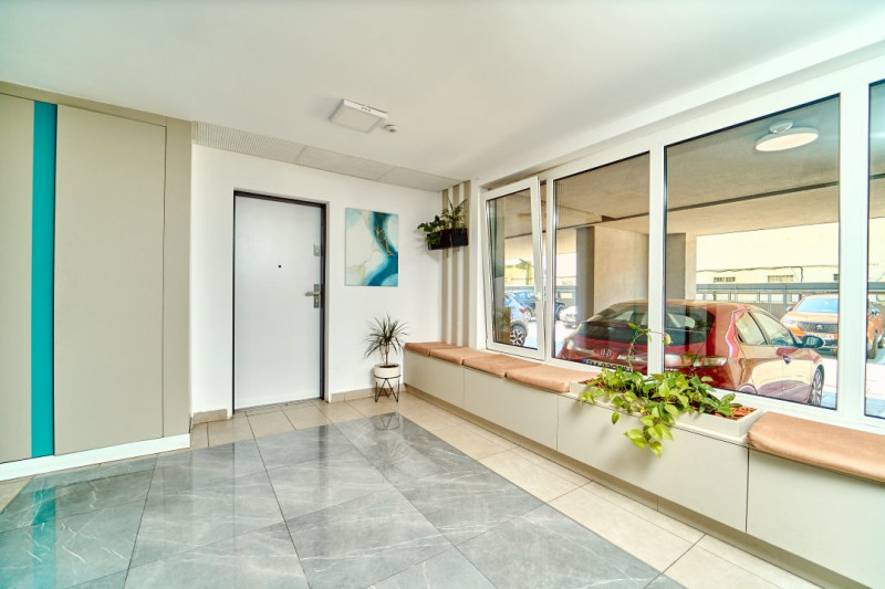 Spatiu de birou la City of Mara - mobilat si loc de parcare inclus!