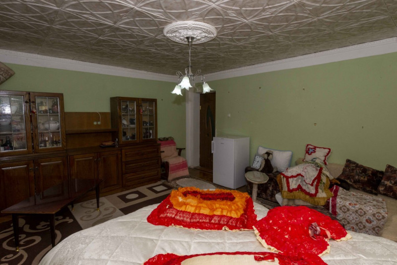 De vanzare casa 3 camere zona Crisan