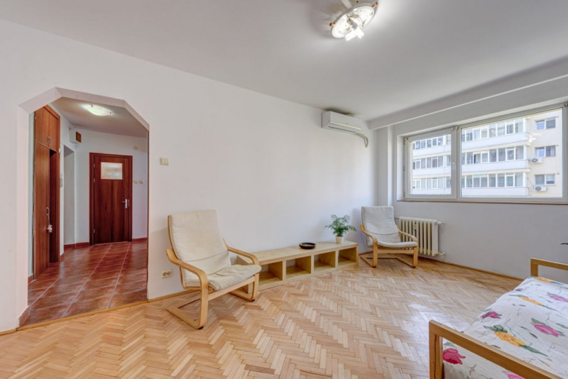 Apartament de 3 camere cu 2 bai, Bd. Ferdinand - Avrig, comision 0%!