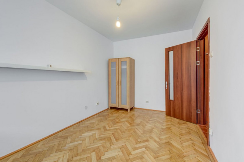 Apartament de 3 camere cu 2 bai, Bd. Ferdinand - Avrig, comision 0%!