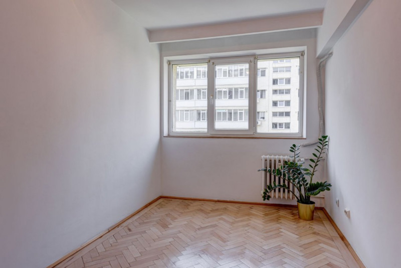 Apartament de 3 camere cu 2 bai, Bd. Ferdinand - Avrig, comision 0%!