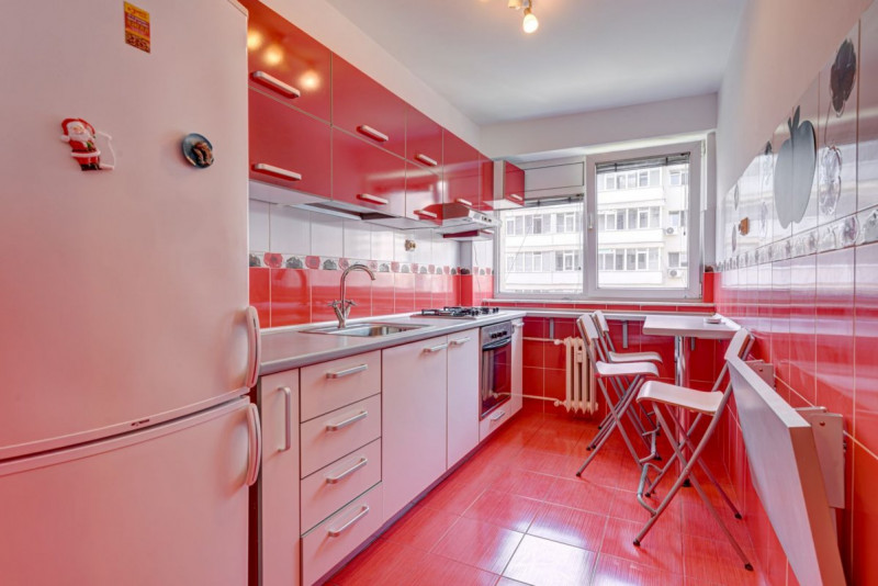 Apartament de 3 camere cu 2 bai, Bd. Ferdinand - Avrig, comision 0%!