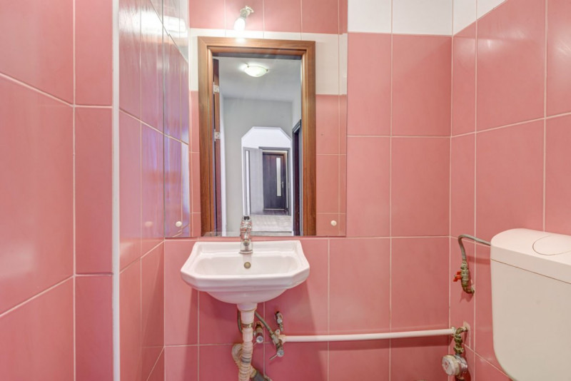 Apartament de 3 camere cu 2 bai, Bd. Ferdinand - Avrig, comision 0%!