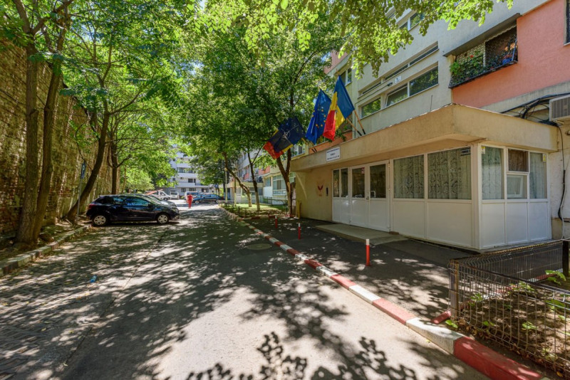 Apartament de 3 camere cu 2 bai, Bd. Ferdinand - Avrig, comision 0%!