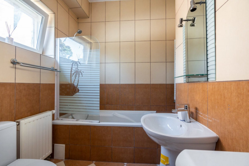 De vanzare apartament 3 camere Unirii - Camera de Comert
