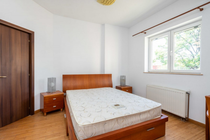 De vanzare apartament 3 camere Unirii - Camera de Comert