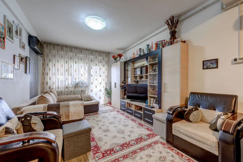 Apartament  cu 2 camere cu bucătărie mobilată
