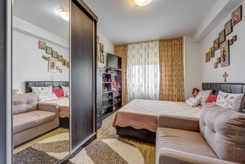 Apartament  cu 2 camere cu bucătărie mobilată