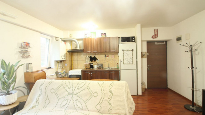 Titan- metrou 1 Decembrie, apartament 2 camere, ideal investitie, mobilat/utilat