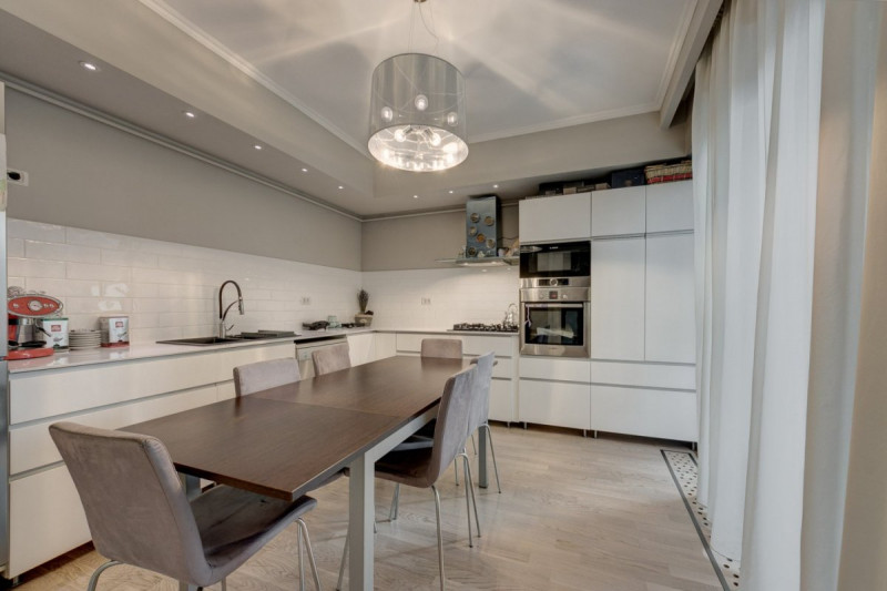 Baneasa, Aleea Privighetorilor,  Apartament unic.