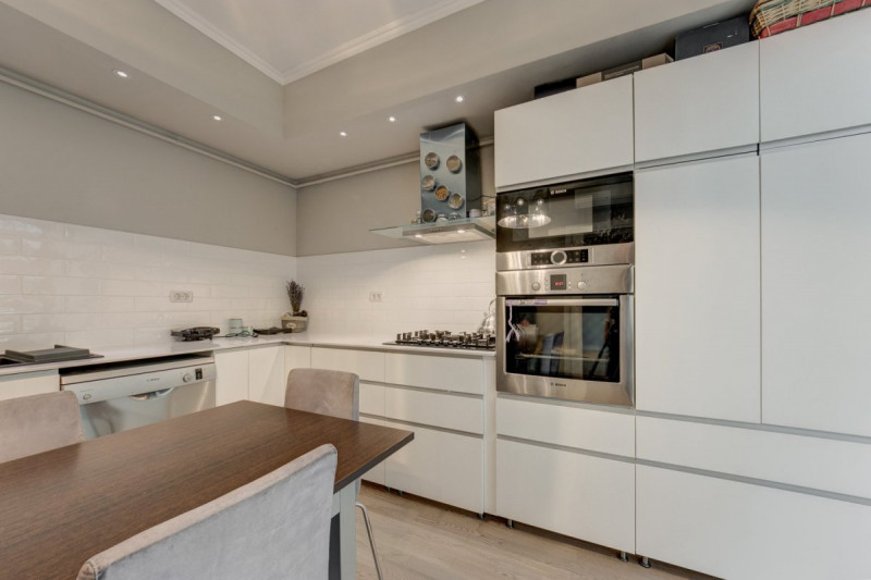 Baneasa, Aleea Privighetorilor,  Apartament unic.