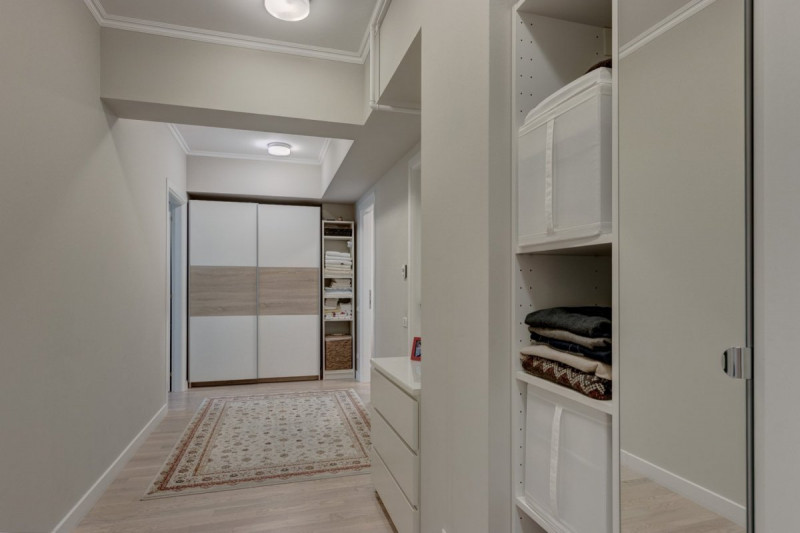 Baneasa, Aleea Privighetorilor,  Apartament unic.