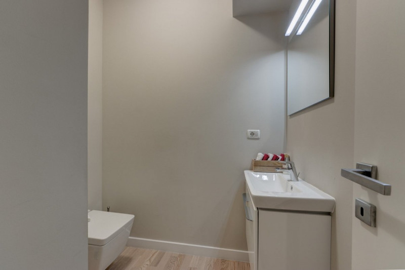 Baneasa, Aleea Privighetorilor,  Apartament unic.