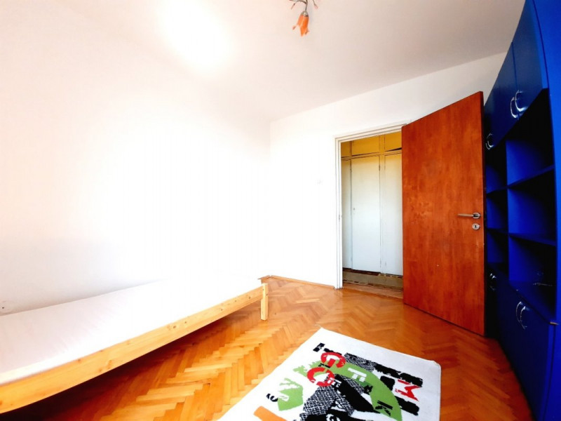 Apartament 3 camere B-dul.1 Decembrie 1918 Faur Poarta 4, Auchan Titan