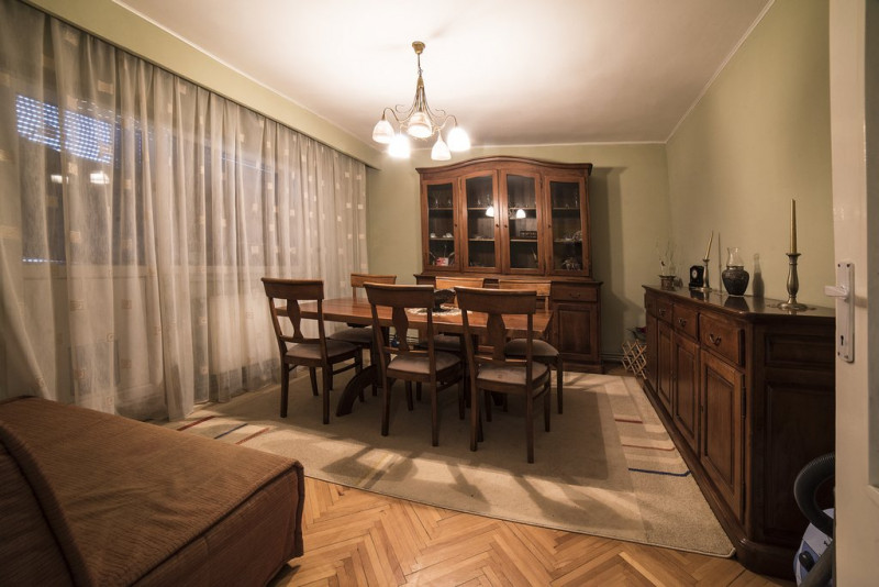 De vanzare 4 camere Str Brandusa