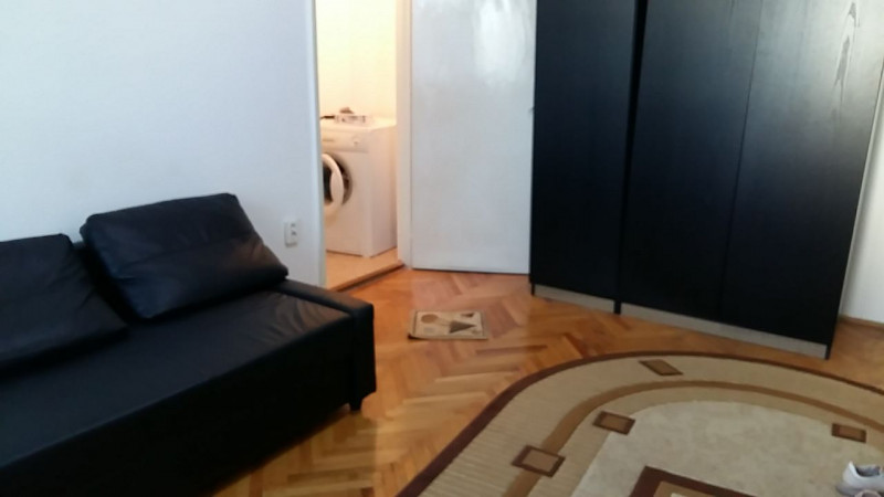 Apartament 2 camere confort I semi etaj 2 Str Lidia zona Girocului 
