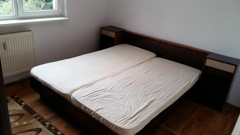 Apartament 2 camere confort I semi etaj 2 Str Lidia zona Girocului 