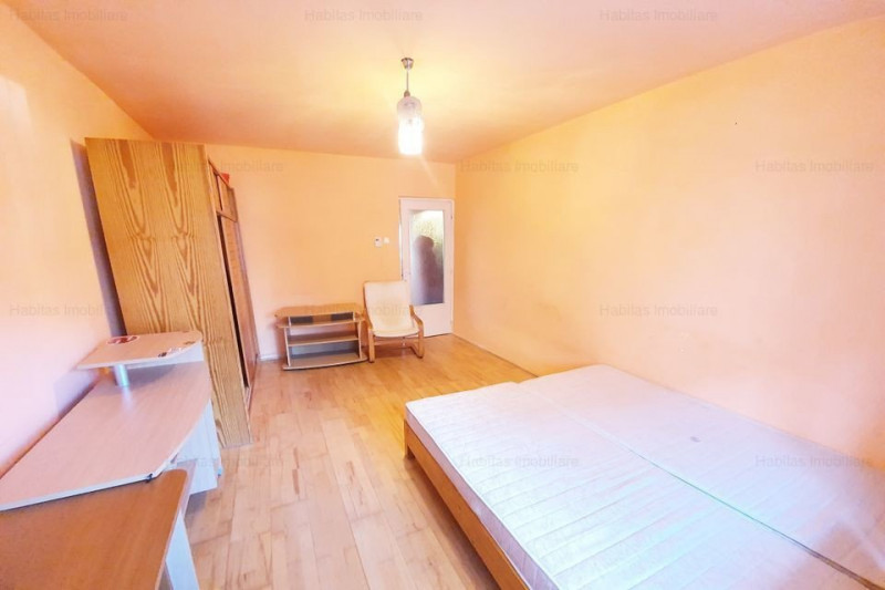  Apartament 3 camere cu garaj, strada Jupiter, Zorilor  