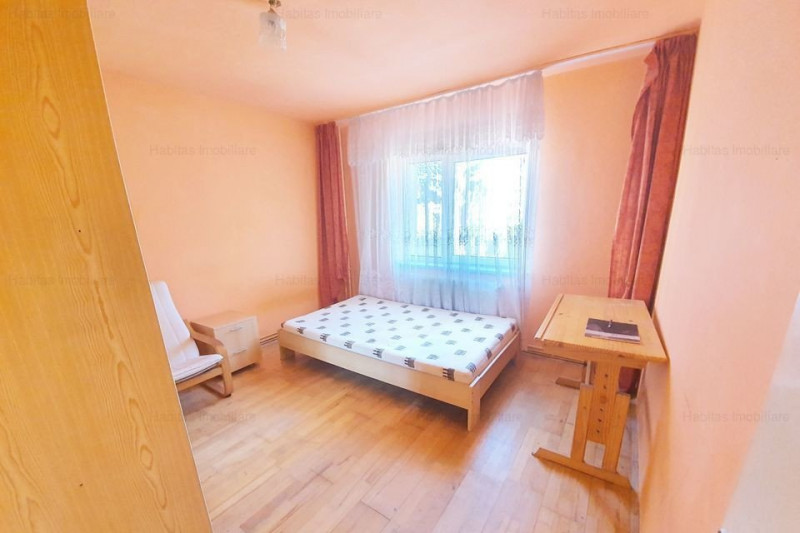  Apartament 3 camere cu garaj, strada Jupiter, Zorilor  