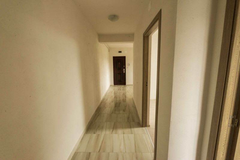 De vanzare apartament 3 camere Girocului