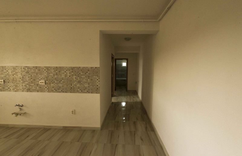 De vanzare apartament 3 camere Girocului