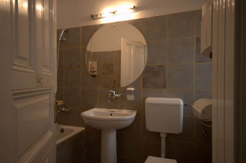 Apartament 5 camere ideal birouri -Piata Unirii