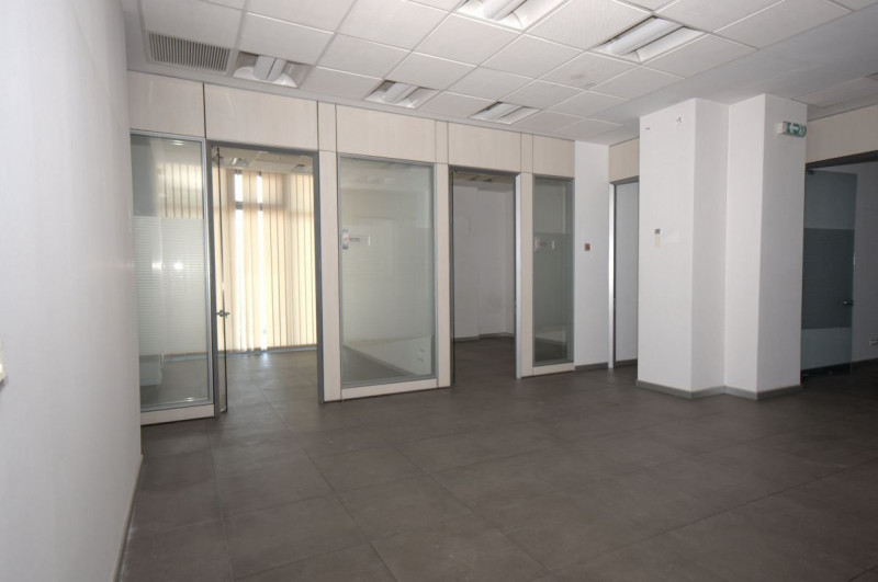De vanzare spatiu comercial Calea Aradului