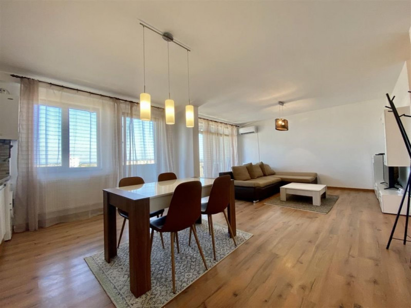 Apartament 3 camere, Hotel IQ - V533