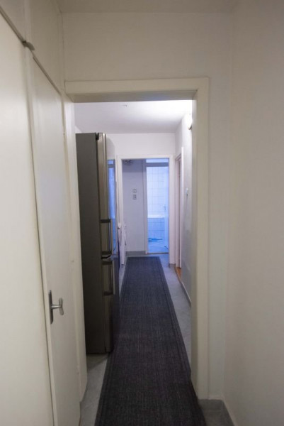 De Vanzare - Apartament 3 camere (Zona Aradului)