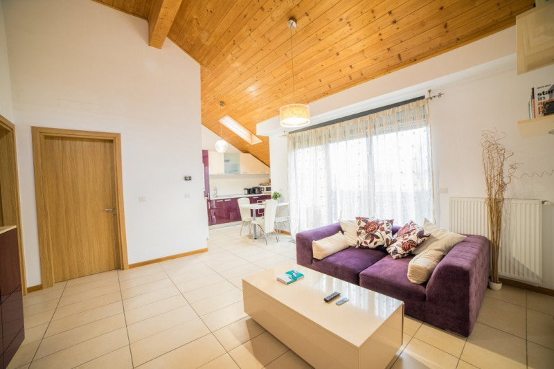 Apartament cu 3 Camere - Intrare în Dumbrăvița | Comision 0%