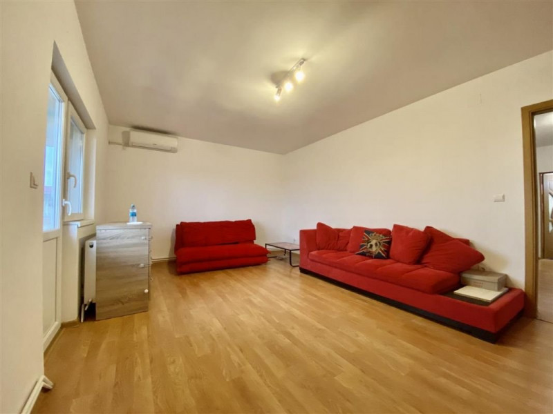 Apartament 3 camere, 76 mp, mobilat complet - ID V465