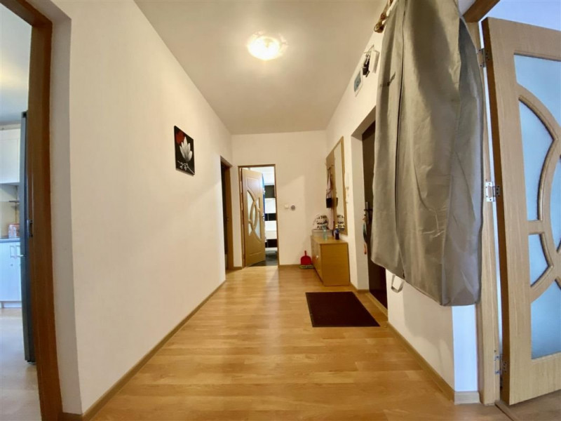 Apartament 3 camere, 76 mp, mobilat complet - ID V465