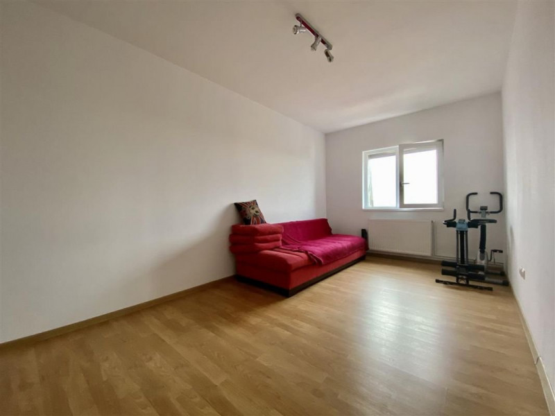 Apartament 3 camere, 76 mp, mobilat complet - ID V465