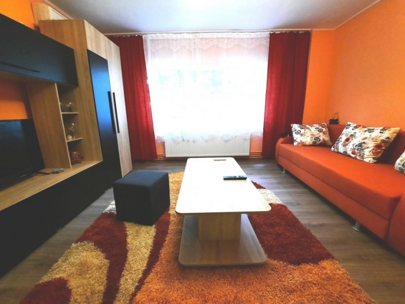 Prima inchiriere, mobilat nou! 2 camere decomandate zona Mircea cel Batran