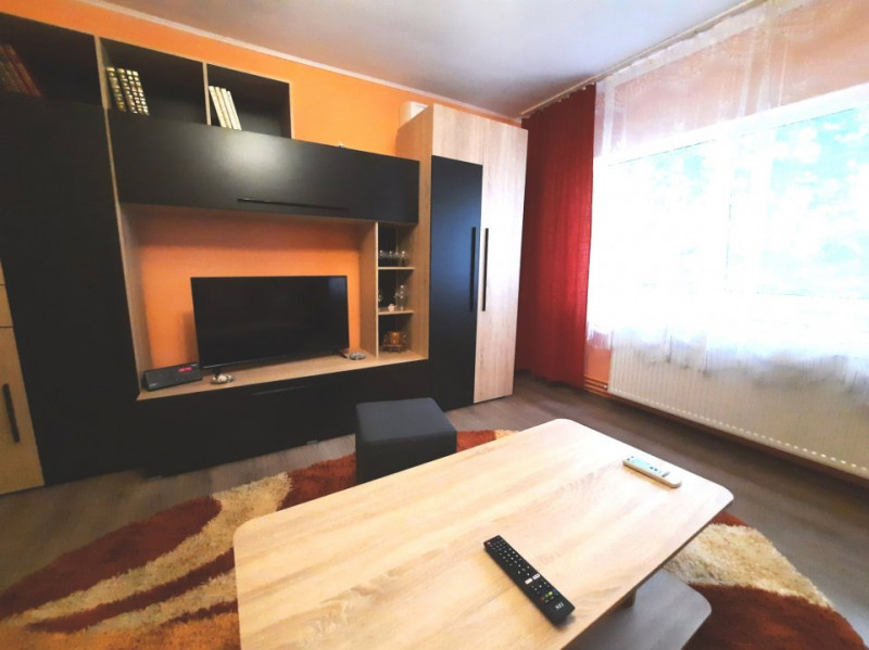 Prima inchiriere, mobilat nou! 2 camere decomandate zona Mircea cel Batran