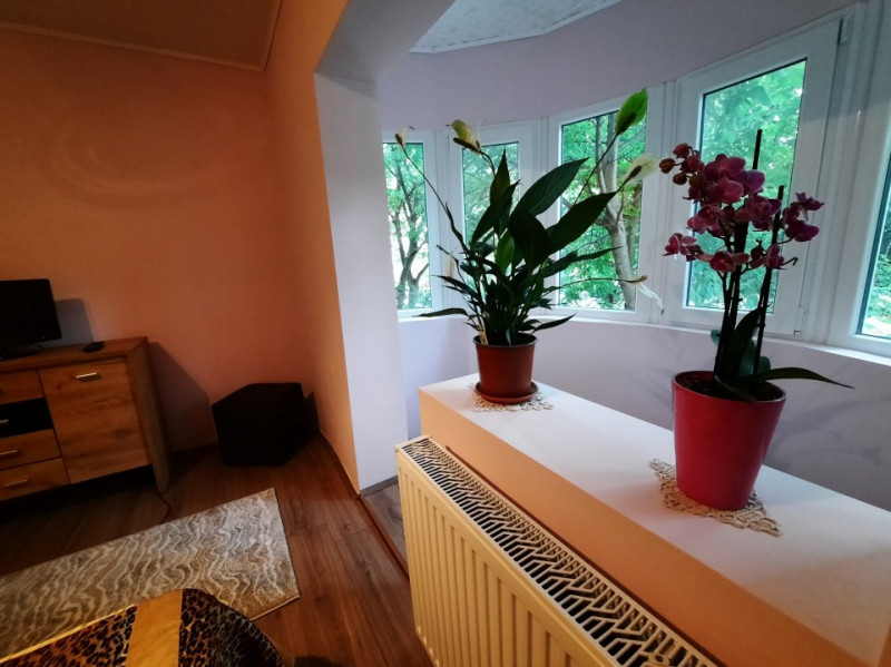Prima inchiriere, mobilat nou! 2 camere decomandate zona Mircea cel Batran