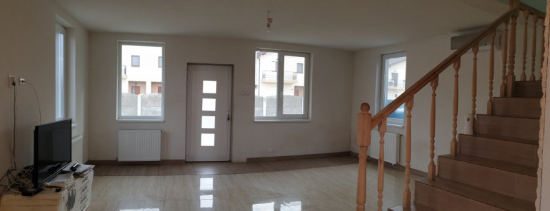 Casa individuala de vanzare comision cumparator 0% Mosnita Veche - ID V427