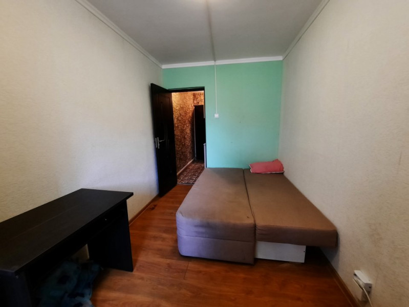 Garsoniera la parter zona Complex Studentesc, (Bld Eroilor 47) 0% comision!