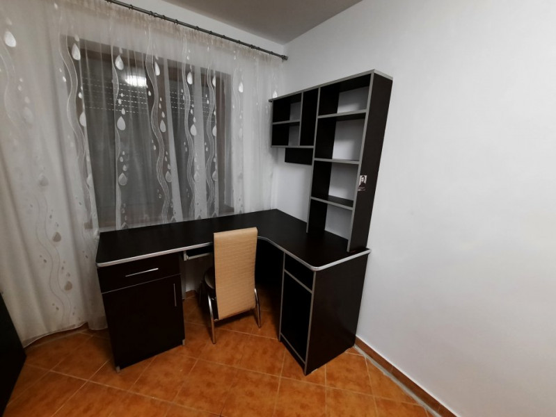 Apartament 2 camere parter - Centrala proprie - Zona Complex