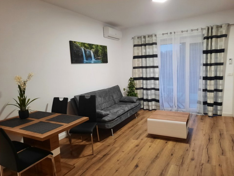 Apartament de lux în zona Aradului aproape de Mall pret de la 190 lei/zi