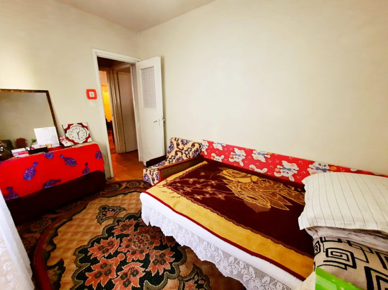 Apartament cu 4 camere etaj 2, zona - Girocului Județean, 0% Comision!