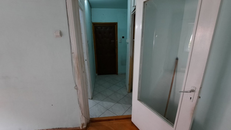 Garsoniera confort I etajul 1, bloc izolat in zona Torontal - Matei Basarab 