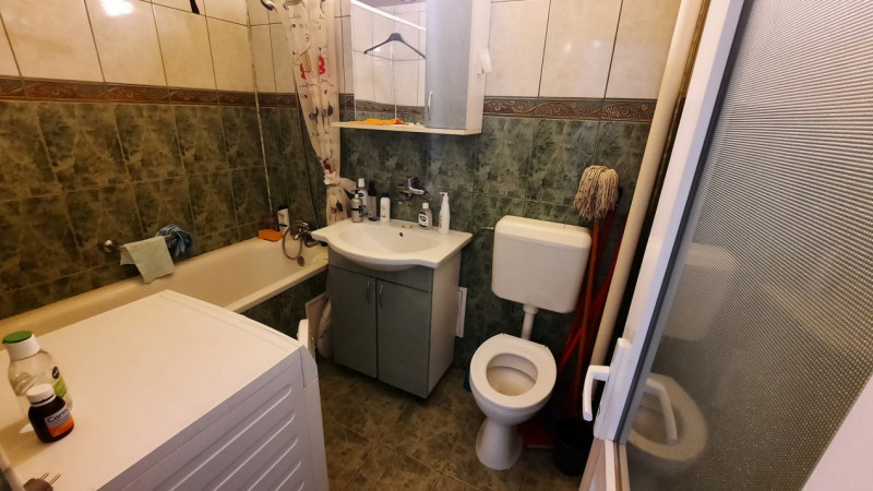 Garsoniera confort I zona Take Ionescu - Badea Cartan etaj 2 - libera