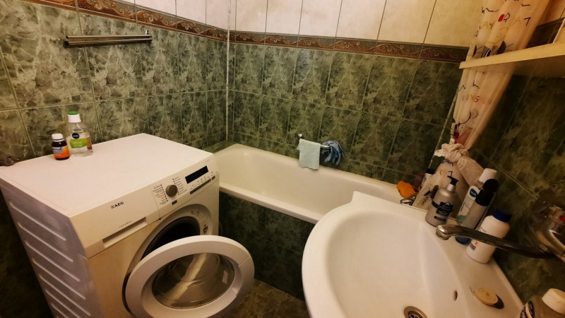 Garsoniera confort I zona Take Ionescu - Badea Cartan etaj 2 - libera