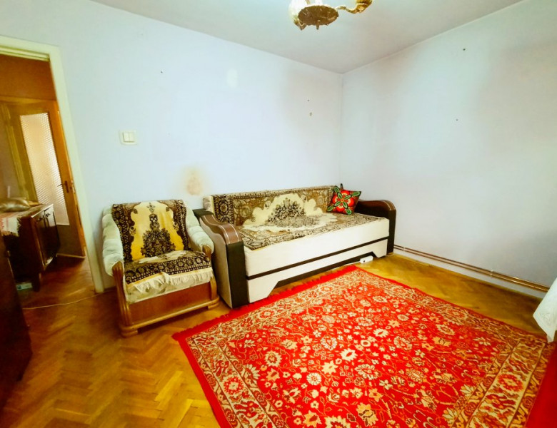 Apartament spatios etaj 2 cu centrala Zona Mircea cel Batran - 0% comision!